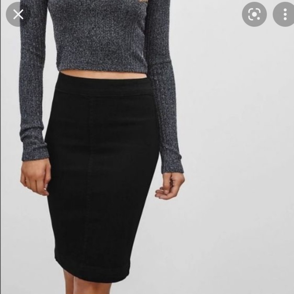 Aritzia The castings pencil denim skirt